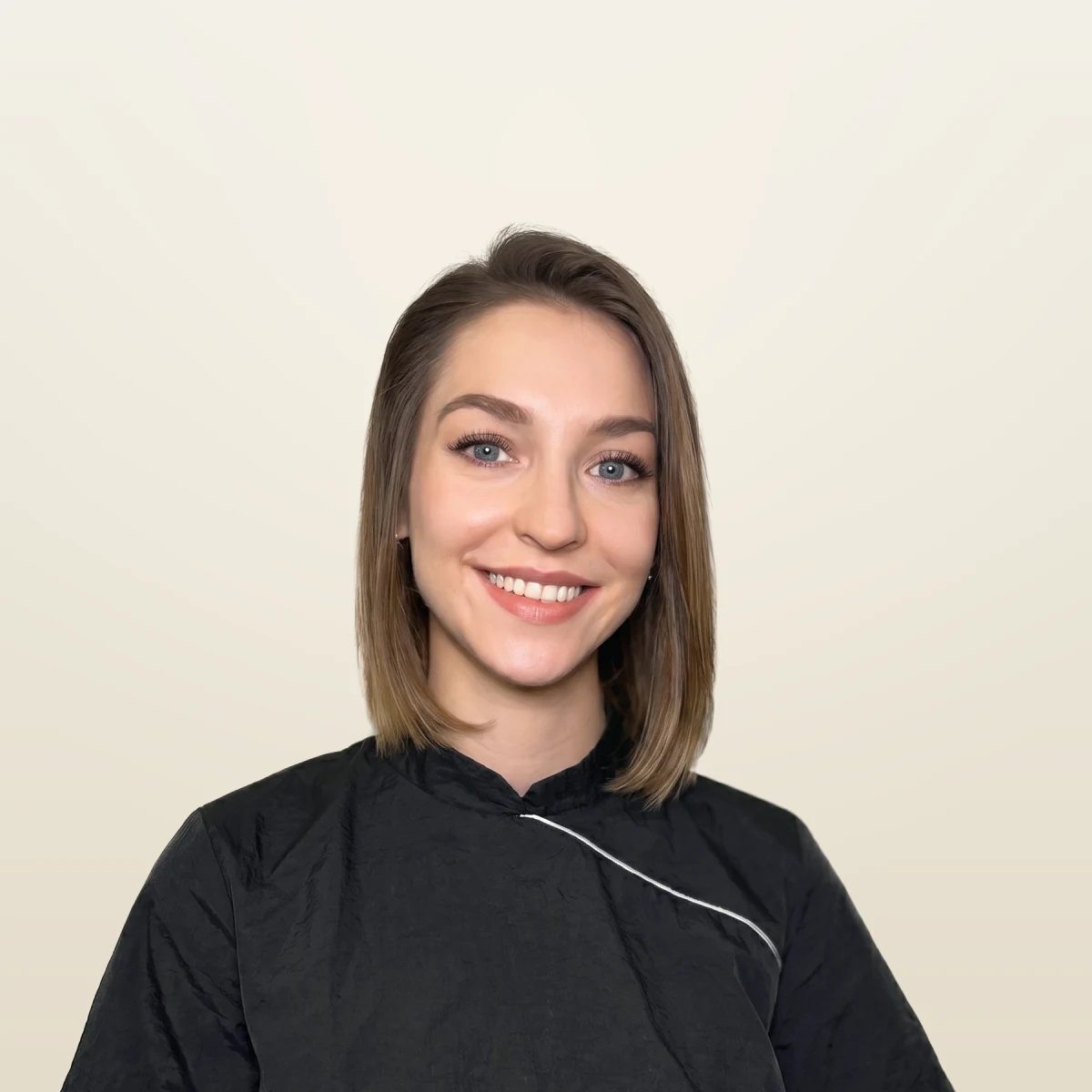 Nathalie, Head Stylist at GroomRoom Berlin